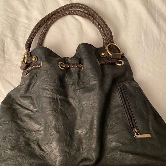 Black Bag - Picture 2 of 2